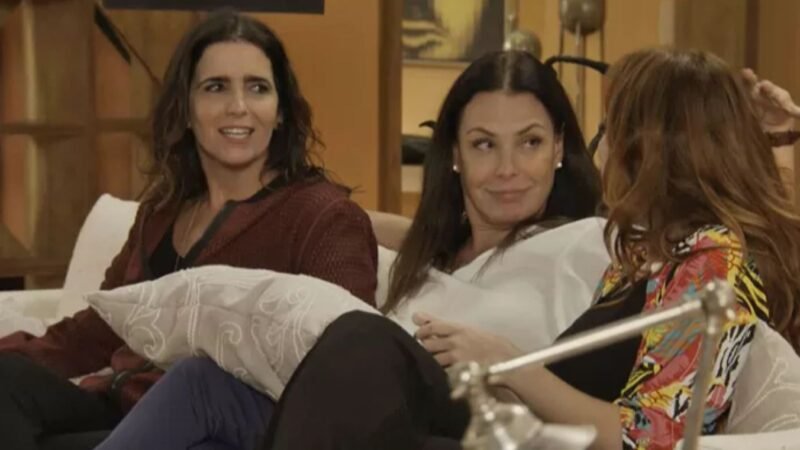 Famosa chega aos 58 anos e revela afastamento Novela nao