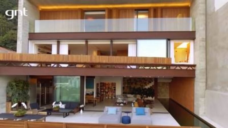 Ator vive em mansao com vista para o Cristo Redentor