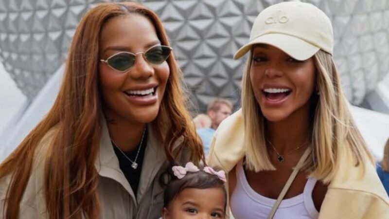 Aos 10 meses filha de Ludmilla e Brunna Goncalves rouba