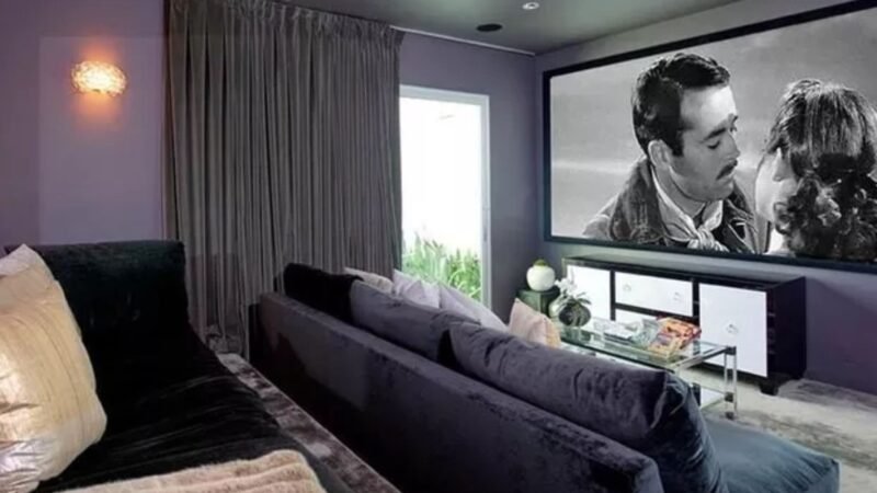 Aos 32 anos estrela da netflix tentou vender a casa