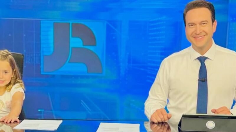 Aos 4 anos filha de apresentador da Record rouba a