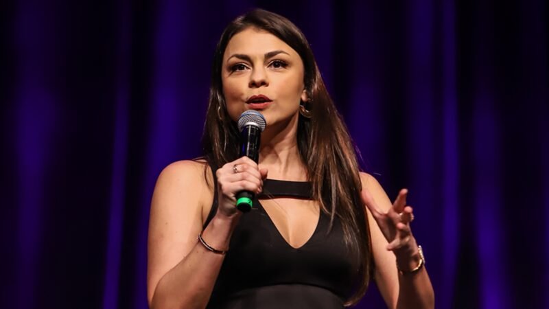 Aos 41 anos humorista Bruna Louise abre o coracao sobre