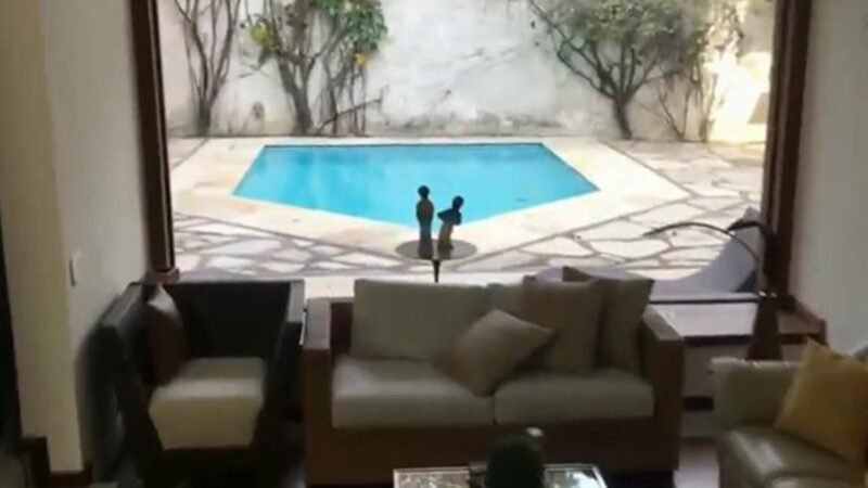 Apresentador tem mansao com piscina milionaria e patrimonio de R