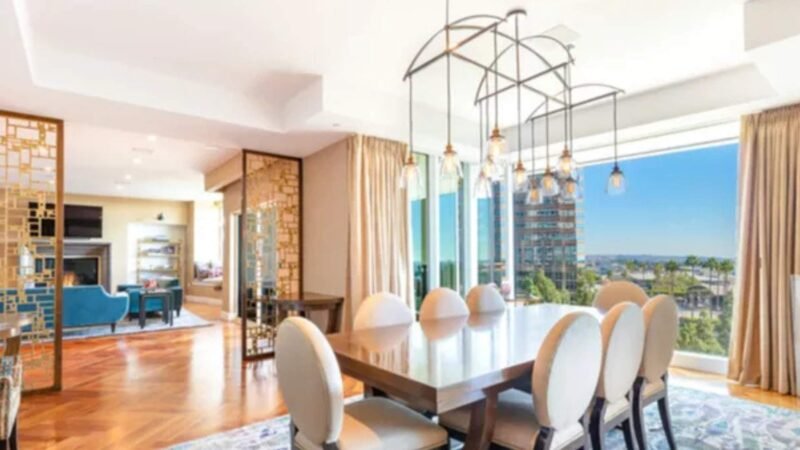 Bilionario ator aclamado e proprietario de cobertura luxuosa de R