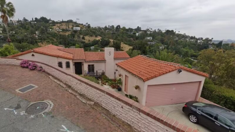 Cantora tem mansao de R 22 milhoes com arquitetura dos