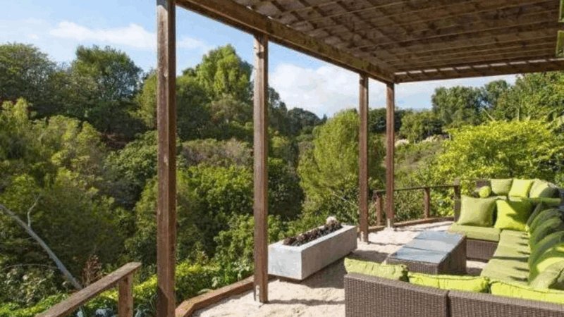 Com fortuna avaliada em R 13 bilhao atriz de 58