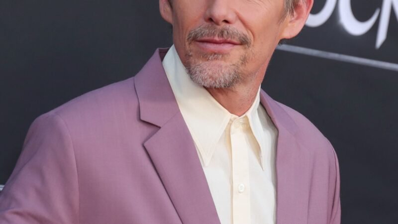 Indicado ao Oscar ator de 55 anos mantem casa luxuosa