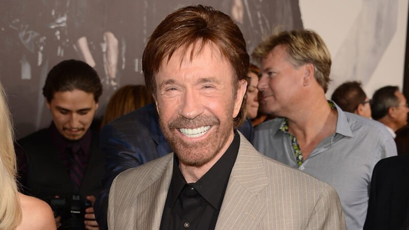 Valor da fortuna milionaria de Chuck Norris e revelado apos