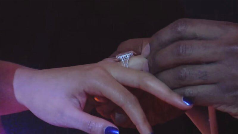 18 anos do dia em que uma cantora e um