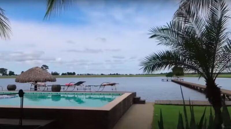 Aos 62 anos cantor e dono de fazenda avaliada em