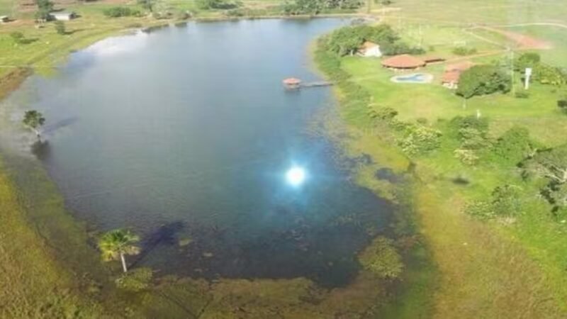 Aos 75 anos cantor tem fazenda de R 800 milhoes